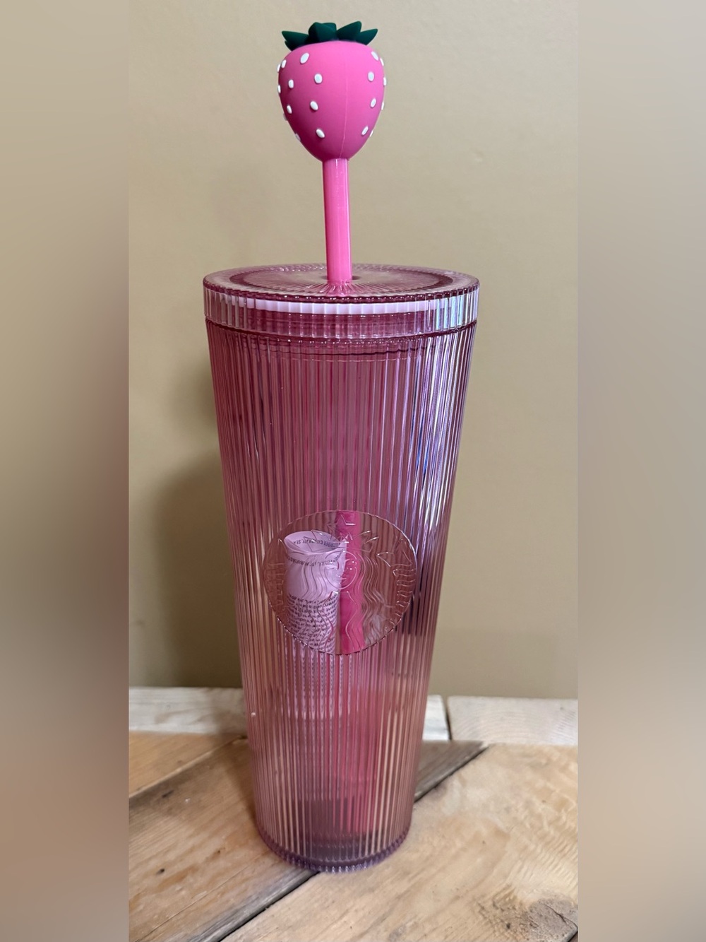 Starbucks PINK DRINK COLLECTION 2026 Limited Edition Strawberry Topper 24oz Cup